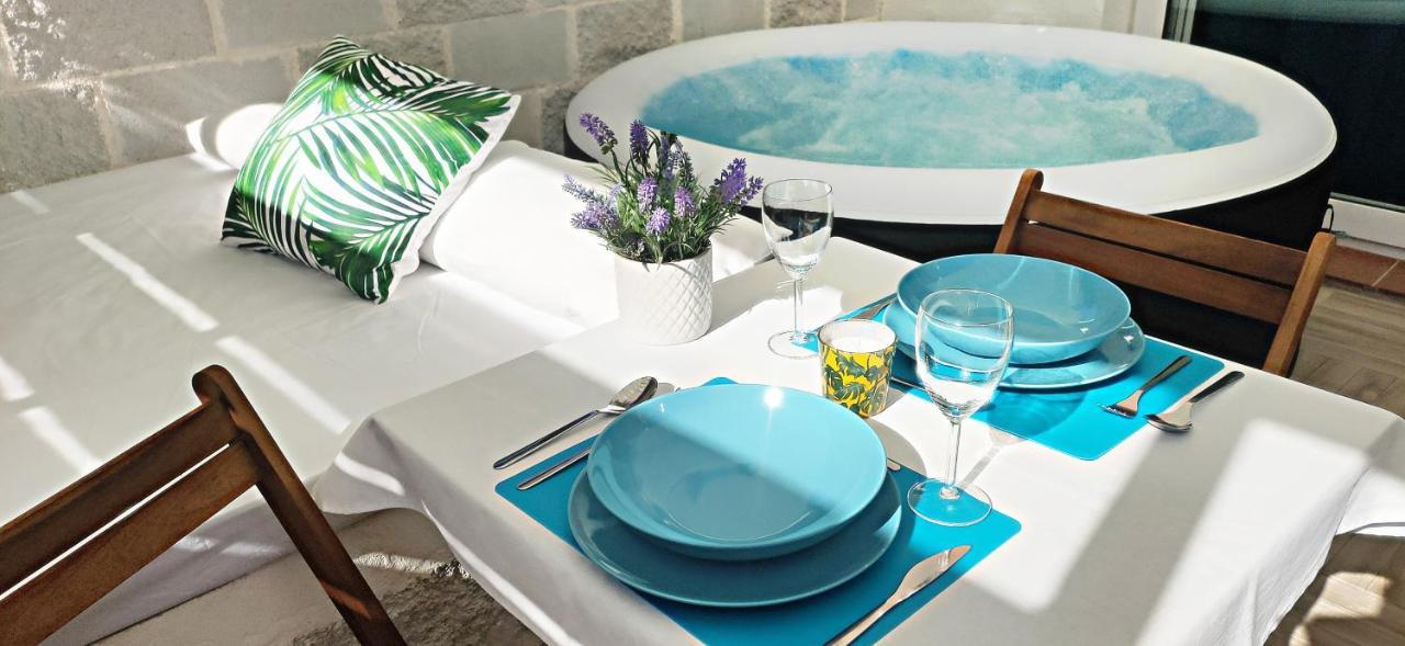 La Calita Escondida - Jacuzzi Y Cocina En Terraza Privada - Piscina Y Parking Gratis Leilighet Chiclana de la Frontera Eksteriør bilde