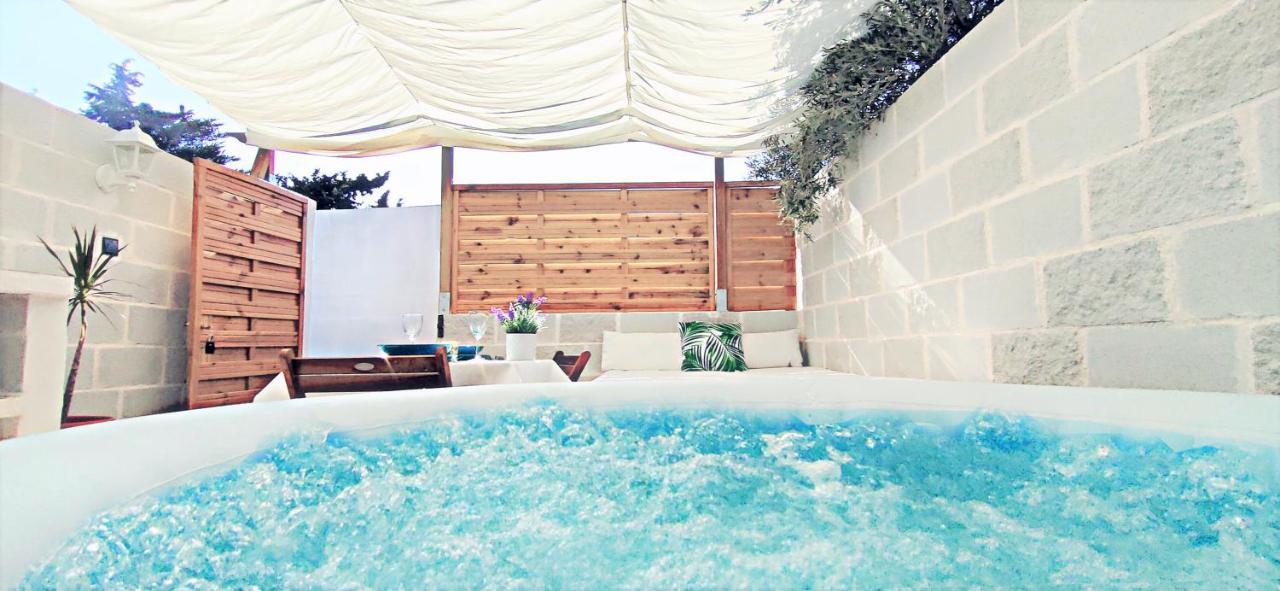 La Calita Escondida - Jacuzzi Y Cocina En Terraza Privada - Piscina Y Parking Gratis Leilighet Chiclana de la Frontera Eksteriør bilde