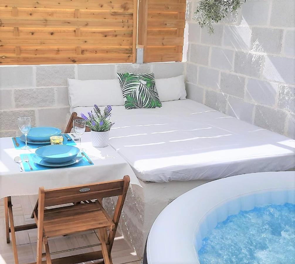 La Calita Escondida - Jacuzzi Y Cocina En Terraza Privada - Piscina Y Parking Gratis Leilighet Chiclana de la Frontera Eksteriør bilde