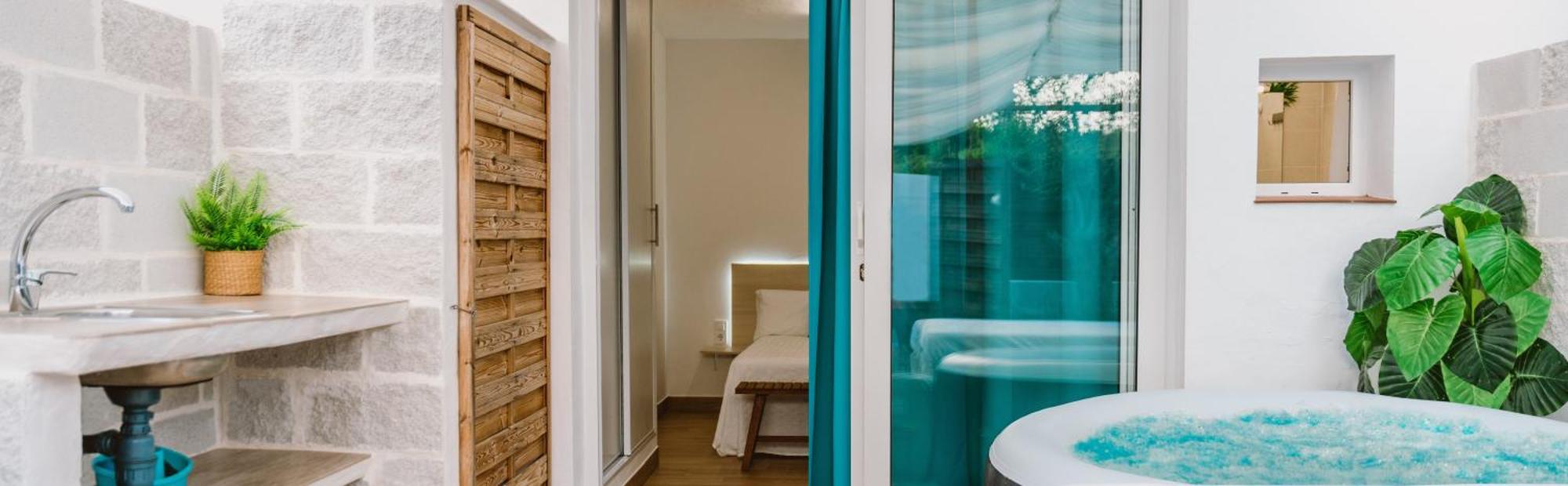 La Calita Escondida - Jacuzzi Y Cocina En Terraza Privada - Piscina Y Parking Gratis Leilighet Chiclana de la Frontera Eksteriør bilde
