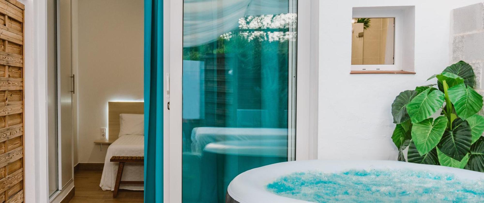 La Calita Escondida - Jacuzzi Y Cocina En Terraza Privada - Piscina Y Parking Gratis Leilighet Chiclana de la Frontera Eksteriør bilde