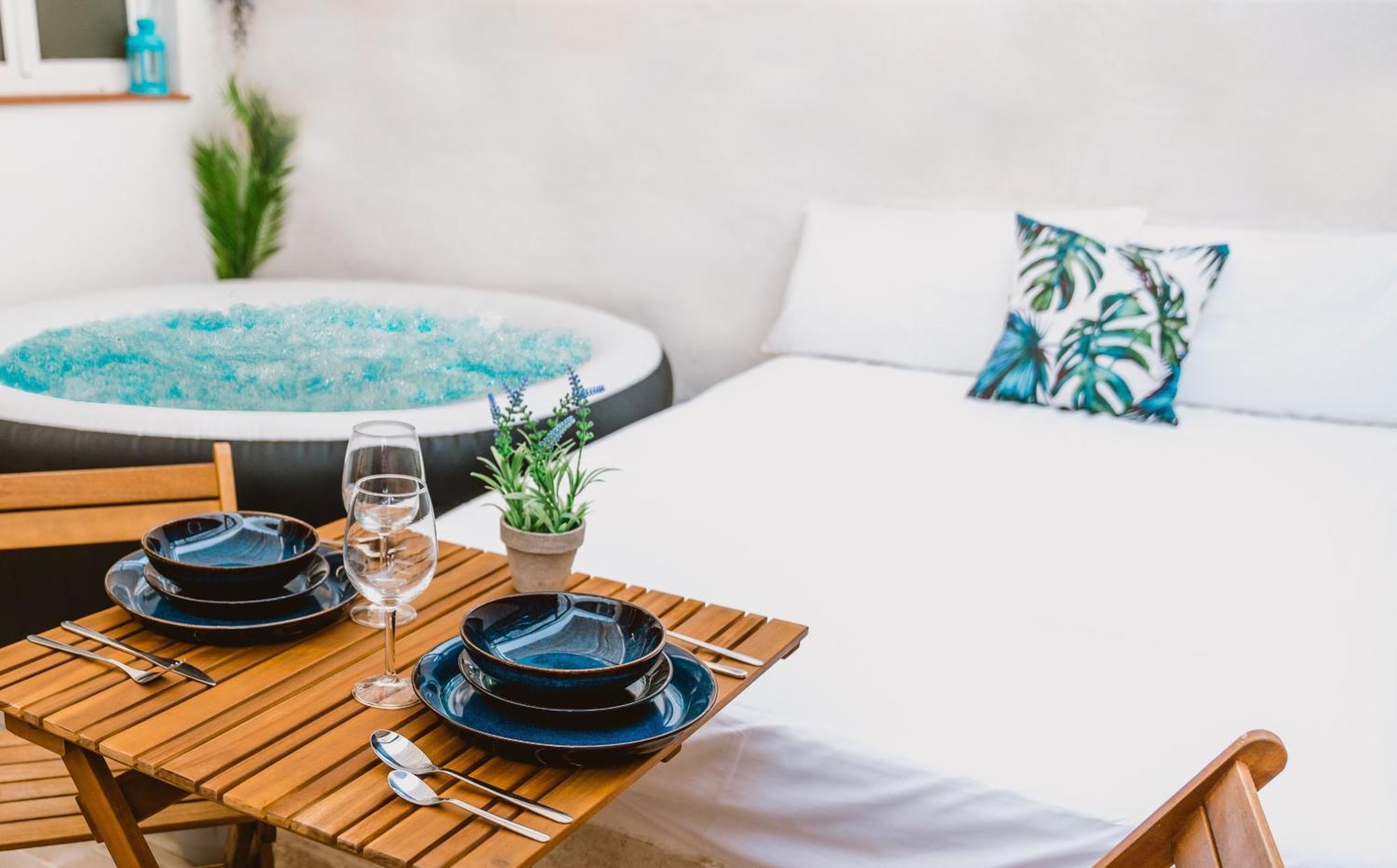 La Calita Escondida - Jacuzzi Y Cocina En Terraza Privada - Piscina Y Parking Gratis Leilighet Chiclana de la Frontera Eksteriør bilde